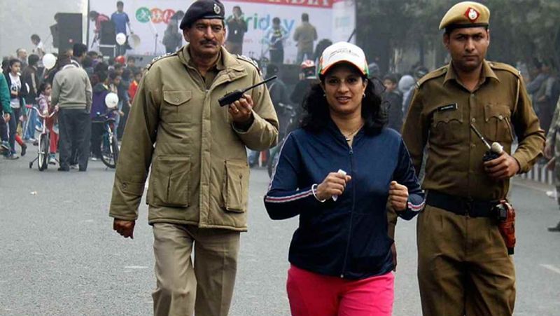 haryana ips bharti arora to retire on vrs cm manohar lal