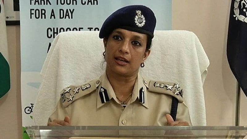haryana ips bharti arora to retire on vrs cm manohar lal