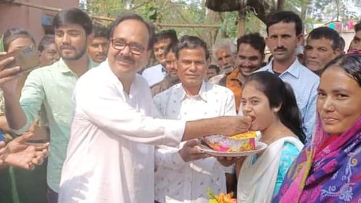 MLA met the successful candidates of NEET Exam bmm MLA met the successful candidates of NEET Exam bmm