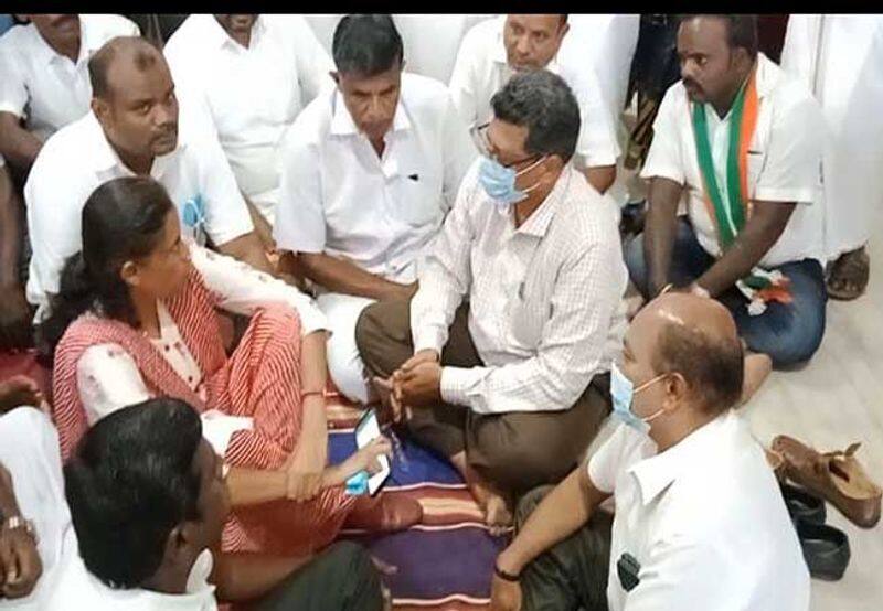 karur MP Jothimani  protest Withdraw