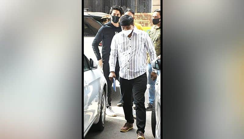 Aryan Khan drugs case Shah Rukh Khan son visits NCB office for weekly his attendance drb