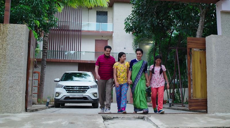 Sowrya and Hima are excited seeing their parents happy in todays Karthika deepam serial episode