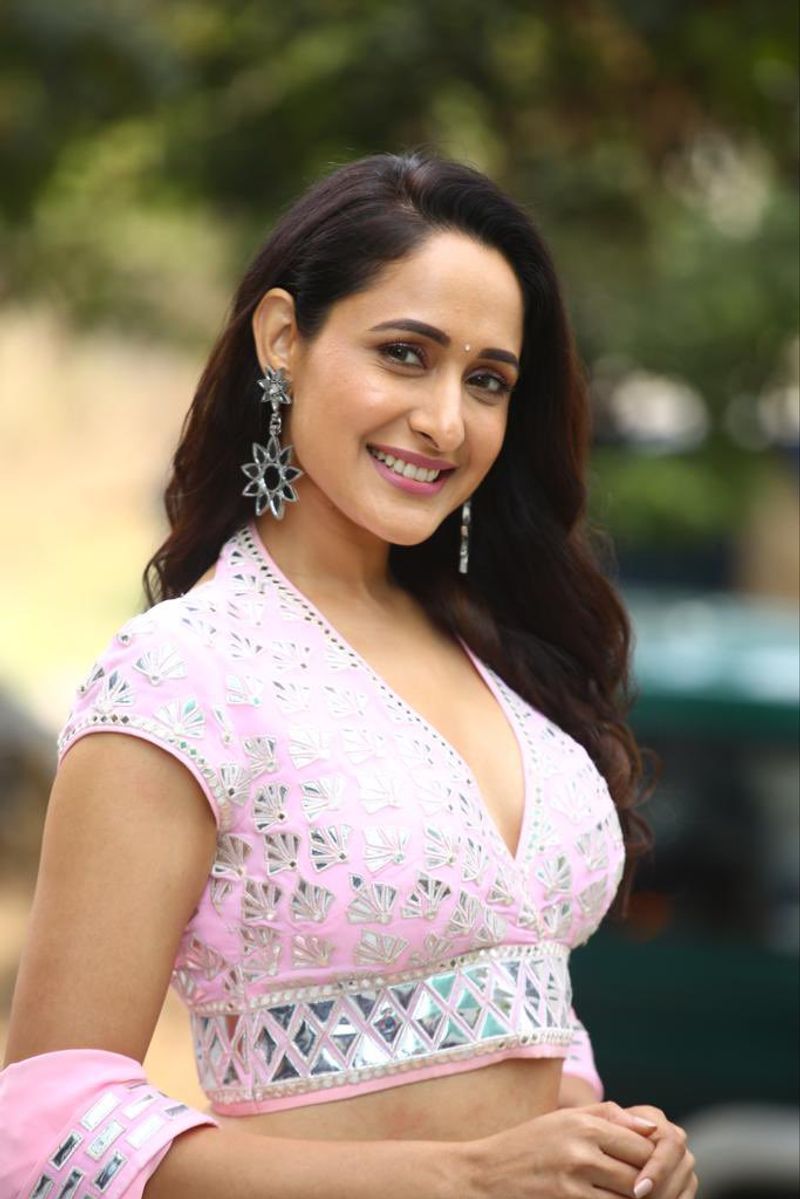 balakrishna faced shocking quesion from pragya jaiswal in akhanda set details here