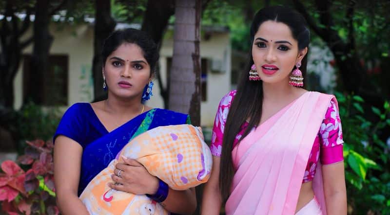 Sowrya and Hima are excited seeing their parents happy in todays Karthika deepam serial episode