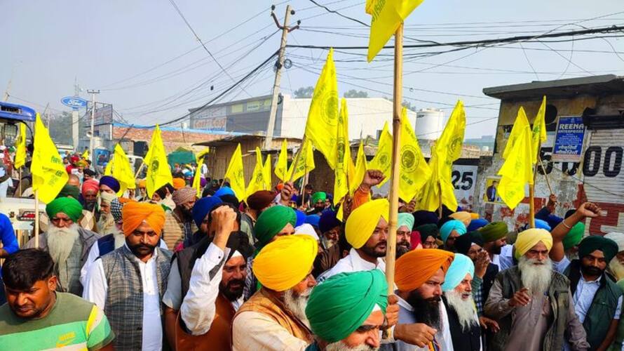 farmers parliament tractor rally postponed farmers will continue protest in border farmers parliament tractor rally postponed farmers will continue protest in border