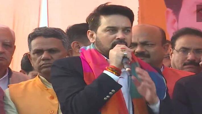 UP Election 2022 Sports Minister Anurag Thakur takes a jibe at SP chief says Akhilesh causes riots UP Election 2022 Sports Minister Anurag Thakur takes a jibe at SP chief says Akhilesh causes riots