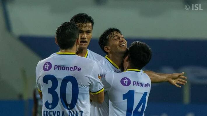 ISL : Kerala Blasters Sahal Abdul Samad won fans goal of the week award ISL : Kerala Blasters Sahal Abdul Samad won fans goal of the week award
