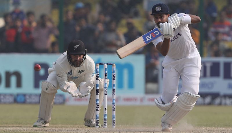 India vs New Zealand 1st Test: Rahul Dravid donates money to Kanpur test groundman