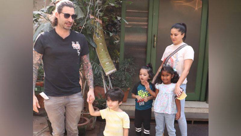 kareena kapoor son taimur ali khan spotted playing outside house these bollywood celebs also spotted KPJ