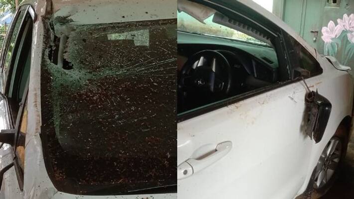Wild elephant attack on a tourist vehicle at Chinnakanal a tourist destination Wild elephant attack on a tourist vehicle at Chinnakanal a tourist destination