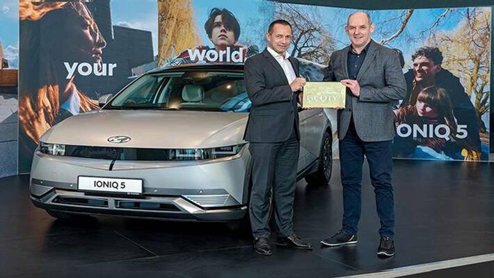 IONIQ 5 receives 2022 German Car of the Year award Peugeot 308 Kia EV6 Audi ETron GT Porsche 911 GT3 auto news rps IONIQ 5 receives 2022 German Car of the Year award Peugeot 308 Kia EV6 Audi ETron GT Porsche 911 GT3 auto news rps