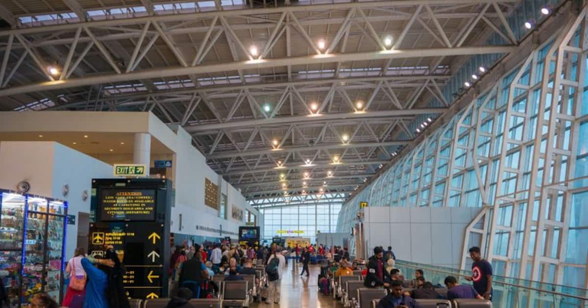 Omicron: அதிர்ச்சி செய்தி.. சென்னை வழியாக ஆந்திராவுக்கு சென்ற பெண்ணுக்கு ஒமிக்ரான்..!