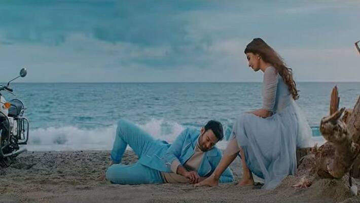 Radhe Shyam: Pooja Hegde is the replica of the former with Anushka Shetty Radhe Shyam: Pooja Hegde is the replica of the former with Anushka Shetty