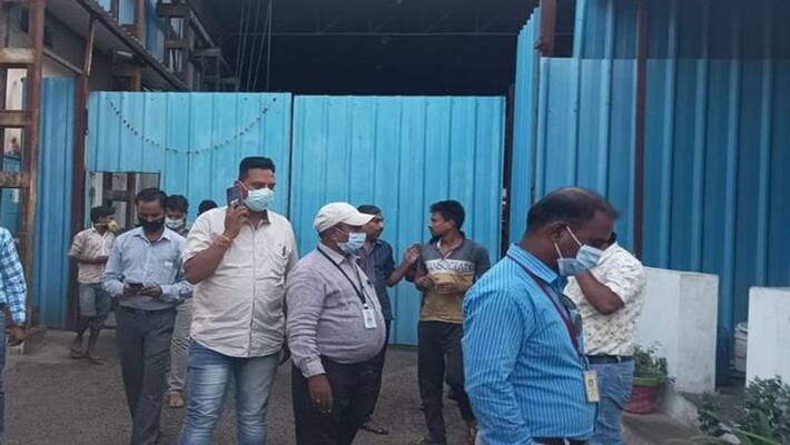 MP Indore Workers Not Corona Vaccinated Second Dose 23 showrooms factories Maruti Suzuki, Toyota were sealed UDT MP Indore Workers Not Corona Vaccinated Second Dose 23 showrooms factories Maruti Suzuki, Toyota were sealed UDT