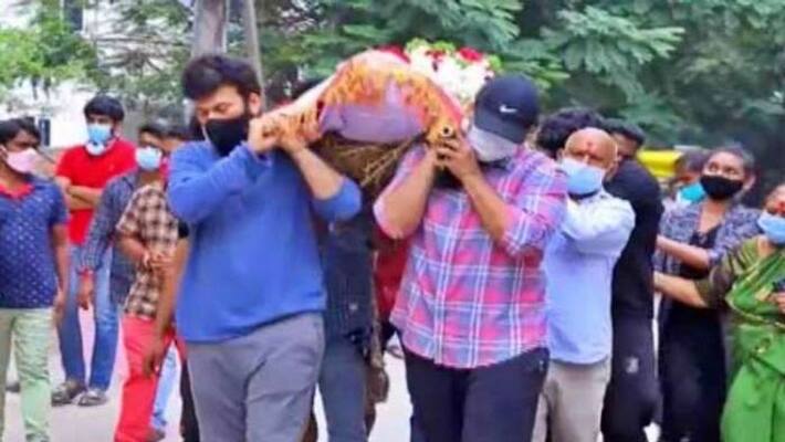 omkar and his brother in shiva shankar master last rites omkar and his brother in shiva shankar master last rites