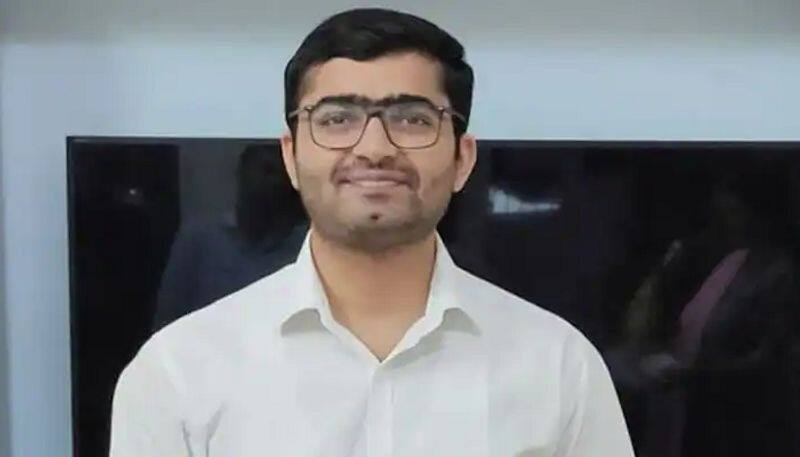 UPSC 2020 interview with achiever Prakhar Singh know his success journey to crack civil service exam pwt