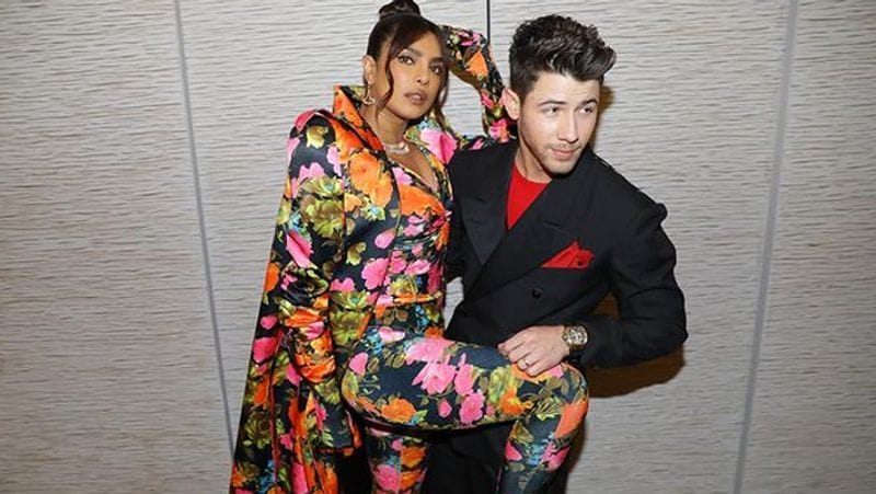 Nick Jonas was seen fixing Priyanka Chopra dress on British Fashion Awards 2021