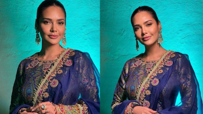 Esha Gupta was seen in a lehenga choli see her photos NTP
