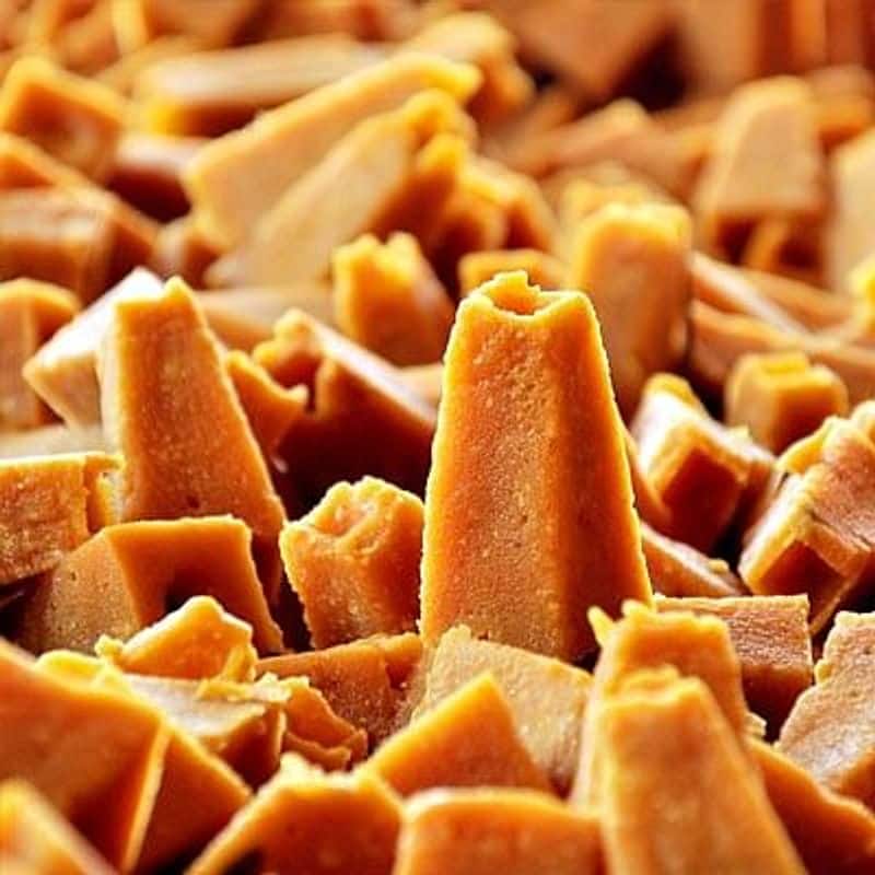 Eat jaggery everyday for good health full details are here