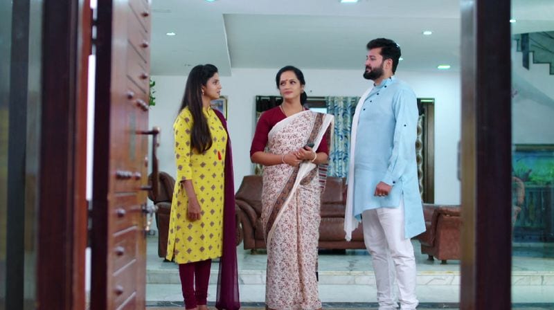 Ravindra and Jagathis families are delighted in todays guppedantha manasu serial episode