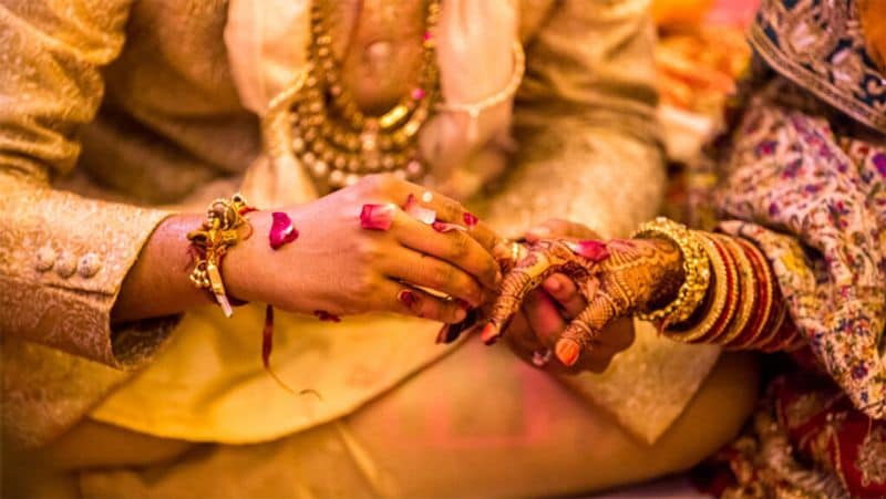 Relationship Tips: Benefits of getting married 30s and 40s dva