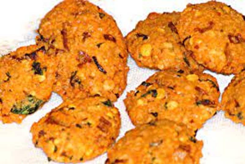 Tasty and crispy masala vada recipe and preparation full details are here