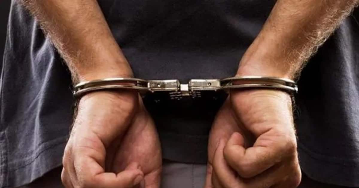 11ம் வகுப்பு மாணவி தற்கொலை… கல்லூரி மாணவர் போக்சோவில் கைது… மாங்காட்டில் பரபரப்பு!!