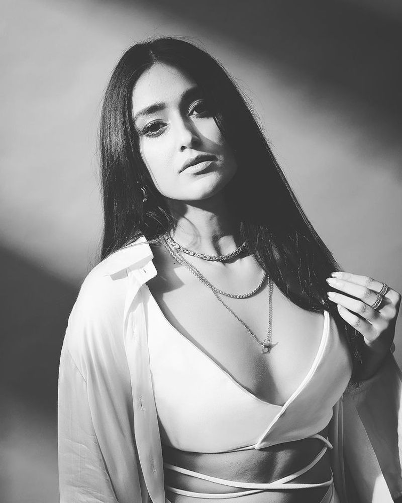 Actress ileana d cruz over load hot maldives photos