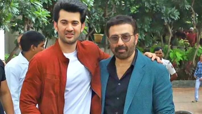 Karan Deol cried seeing Papa Sunny Deol getting romantic with Juhi Chawla kpg Karan Deol cried seeing Papa Sunny Deol getting romantic with Juhi Chawla kpg