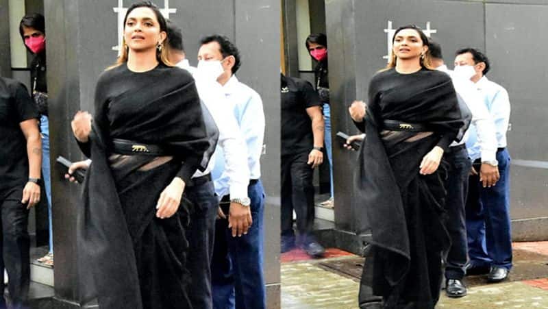 Deepika Padukone looks super stunning in black saree ranveer singh react on photos NTP