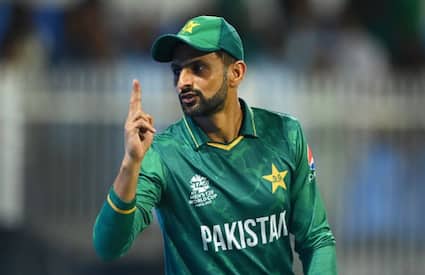 shoaib malik invites indian cricket team to pakistan