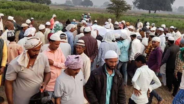 Jharkhand Garhwa Uncle committed suicide by killing minor niece in unrequited love and family buried cemetery nearby UDT Jharkhand Garhwa Uncle committed suicide by killing minor niece in unrequited love and family buried cemetery nearby UDT