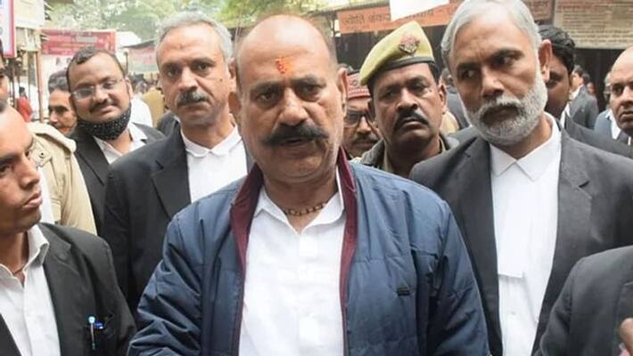 Bahubali MLA Vijay Mishra told the Yogi government that he was anti Brahmin gave controversial statement on Lord Ram Bahubali MLA Vijay Mishra told the Yogi government that he was anti Brahmin gave controversial statement on Lord Ram