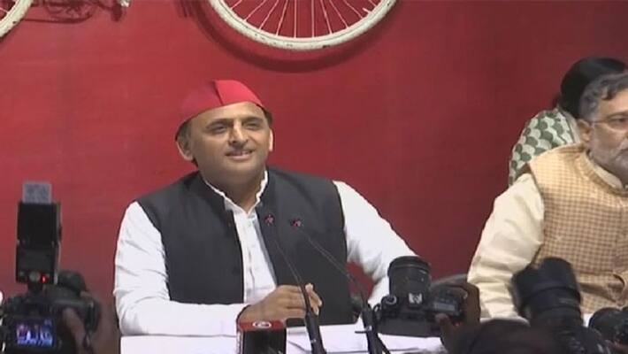 Akhilesh yadav said BJP government is Number one in advertising and zero in governance Akhilesh yadav said BJP government is Number one in advertising and zero in governance