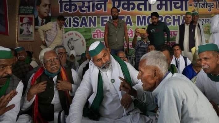 Centre must fulfil pending demands of farmers Centre must fulfil pending demands of farmers
