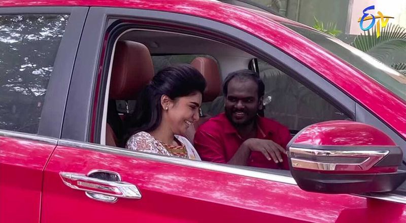 jabardasth judge roja leaks varsha immanuel personal photos