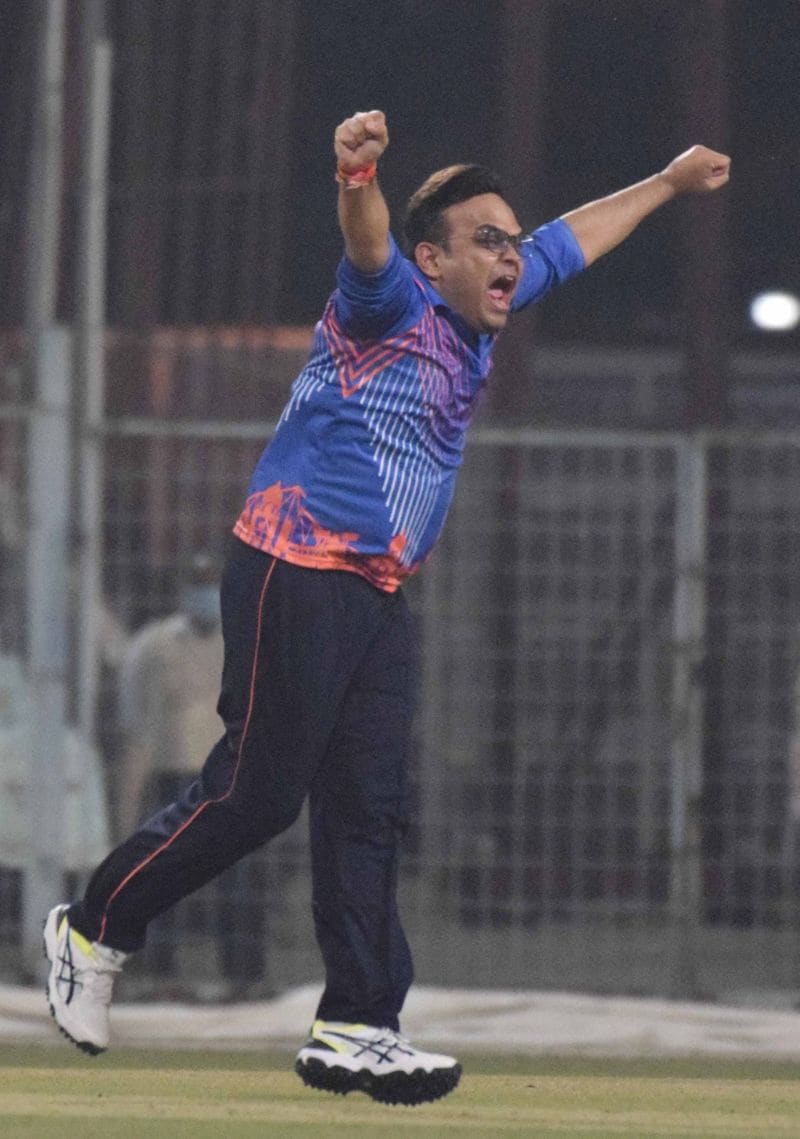 BCCI Jay Shah beats Sourav Ganguly in cricket at Eden Gardens ALB