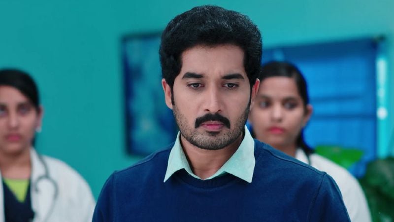 Karthik gets into deep trouble as his patient dies in todays Karthika deepam serial episode