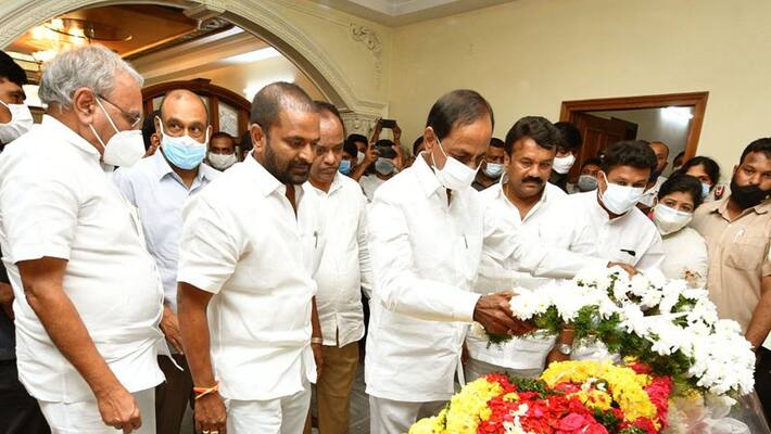 Konijeti Rosaiah last rites to be held at His FarmHouse in Kompally With State honours tomorrow Konijeti Rosaiah last rites to be held at His FarmHouse in Kompally With State honours tomorrow