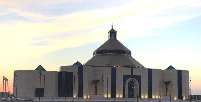 Bahrain king will inaugurate largest Christian church in middle east