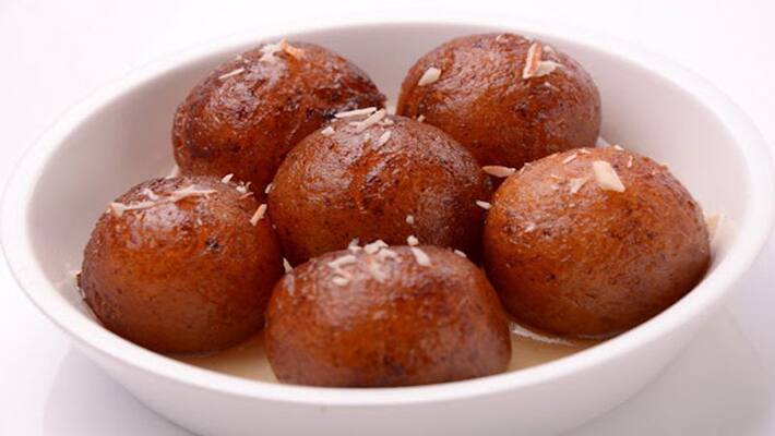 Kitchen Tips: Try this super tasty and easy Aloo ke gulab jamun, see recipe dva Kitchen Tips: Try this super tasty and easy Aloo ke gulab jamun, see recipe dva