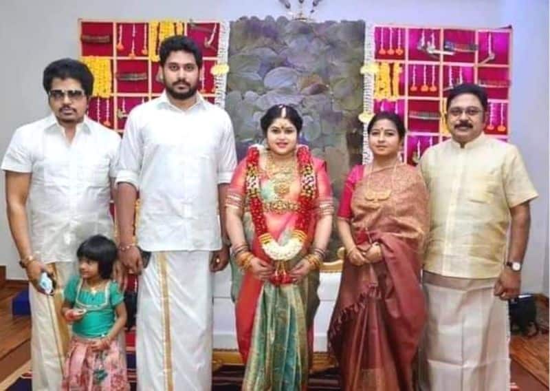 Sasikala brother divakaran son jayananth share a post about former cm jayalalitha amma family relationship