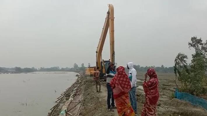 administration constructed dam to prevent damage in Sundarbans due to Jawad bmm administration constructed dam to prevent damage in Sundarbans due to Jawad bmm