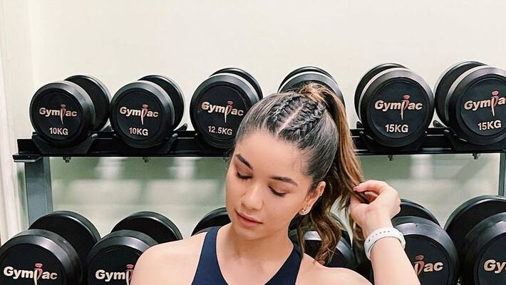 Sachin Daughter Sarah Tendulkar Makes Her debut In Modelling, Video Goes Viral Sachin Daughter Sarah Tendulkar Makes Her debut In Modelling, Video Goes Viral