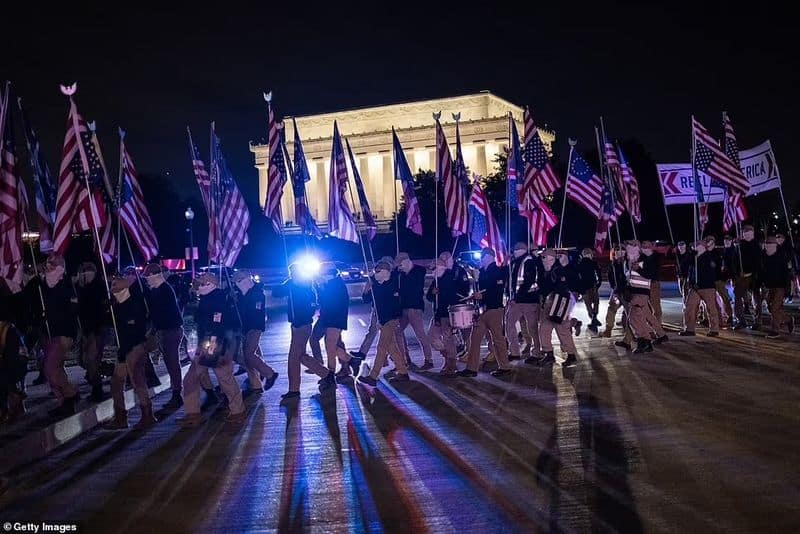 white supremacists march to Washington DC to reclaim America