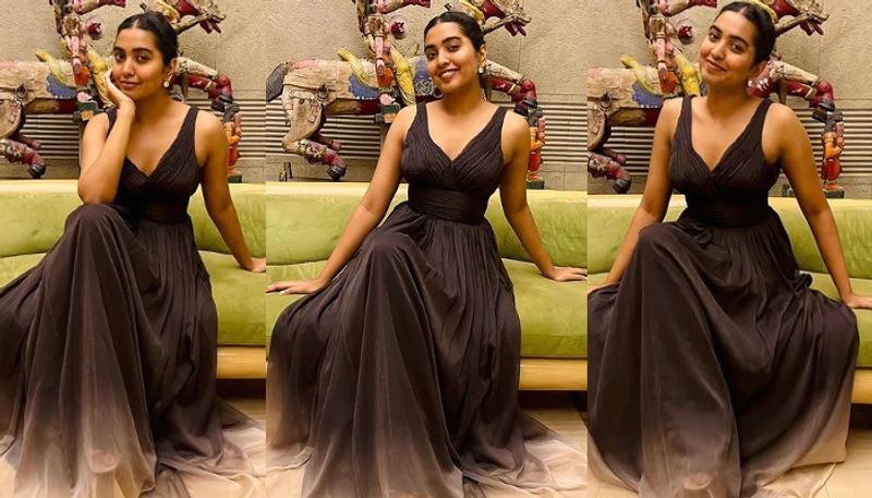 shivathmika tempting poses in sleeveless black gown latest pics goes viral