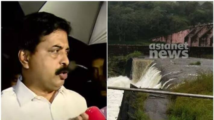 Protest against minister roshi augustine over mullapperyar dam opens issuues, idukki dam will open morning Protest against minister roshi augustine over mullapperyar dam opens issuues, idukki dam will open morning