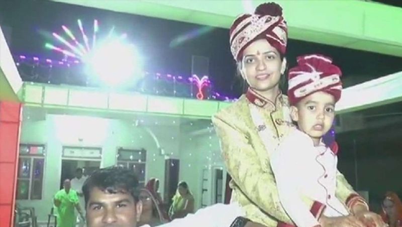 unique marriage bride on rides a horse baraat and wear sherwani on her wedding video viral kpr