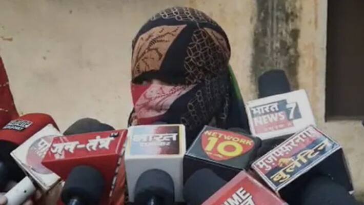 principal molested them 17 students complaint in up principal molested them 17 students complaint in up