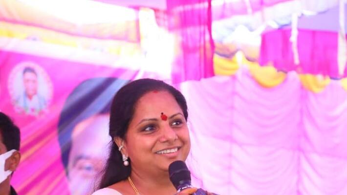 BRS MLC Kalvakuntla kavitha meeting end with kcr BRS MLC Kalvakuntla kavitha meeting end with kcr